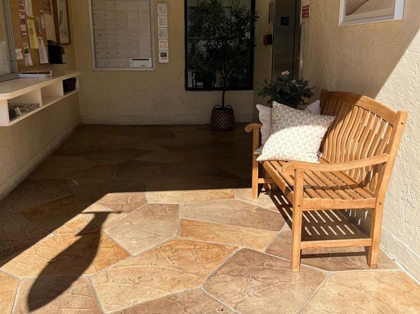 7351 Kinghurst Dr 302, Delray Beach FL 33446