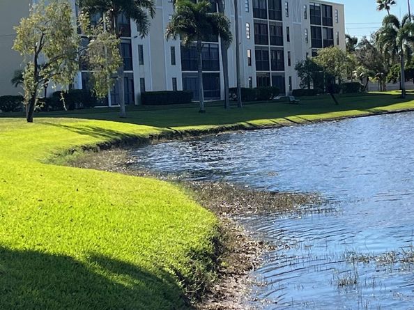 7351 Kinghurst Dr 302, Delray Beach FL 33446