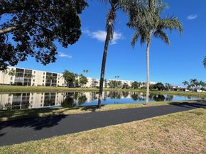 7351 Kinghurst Dr 302, Delray Beach FL 33446