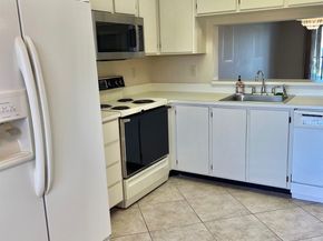 7351 Kinghurst Dr 302, Delray Beach FL 33446