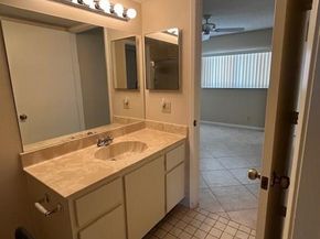 7351 Kinghurst Dr 302, Delray Beach FL 33446