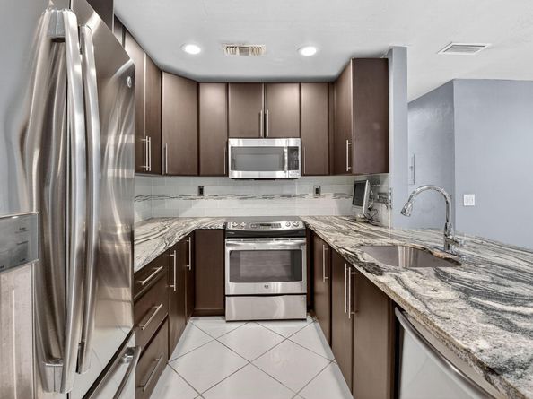 624 Flanders M, Delray Beach FL 33484