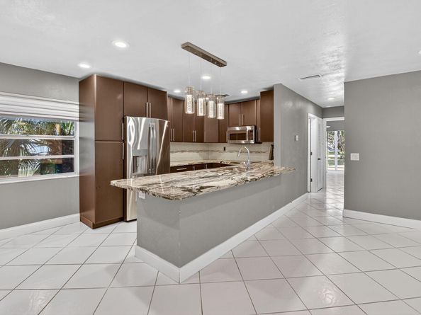 624 Flanders M, Delray Beach FL 33484