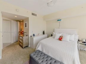 333 Las Olas Way 2401, Fort Lauderdale FL 33301