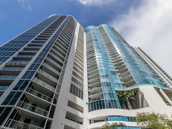 333 Las Olas Way 2401, Fort Lauderdale FL 33301