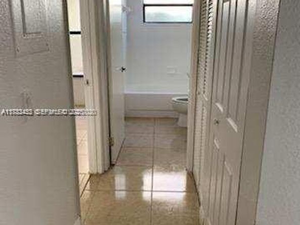 1522 Lake Crystal Dr B B, West Palm Beach FL 33411