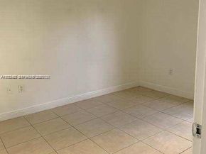 1522 Lake Crystal Dr B B, West Palm Beach FL 33411