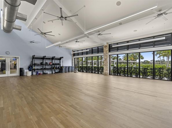 12829 Briarlake Drive 102, Palm Beach Gardens FL 33418