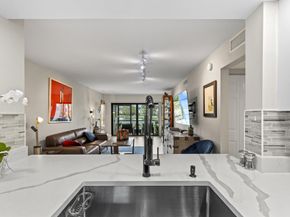 12829 Briarlake Drive 102, Palm Beach Gardens FL 33418