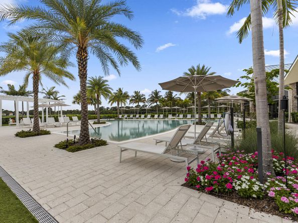 12829 Briarlake Drive 102, Palm Beach Gardens FL 33418