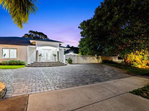 936 Upland Road, West Palm Beach FL 33401