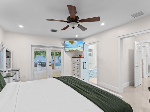 936 Upland Road, West Palm Beach FL 33401