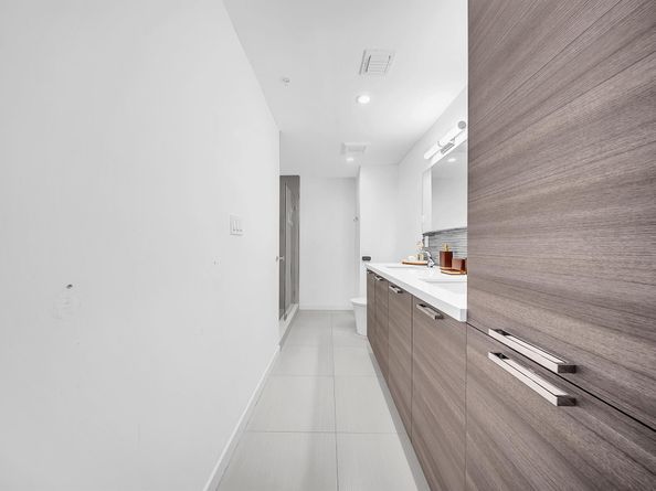 51 Se 19th Avenue 303, Deerfield Beach FL 33441