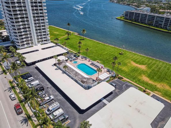 123 Lakeshore Drive 1644, North Palm Beach FL 33408