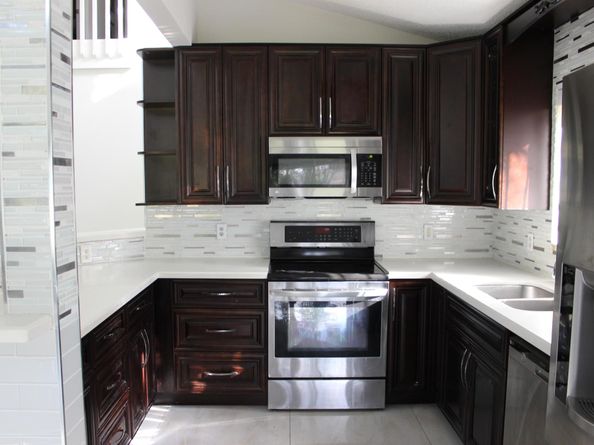 7608 Pinewalk Drive 127, Margate FL 33063