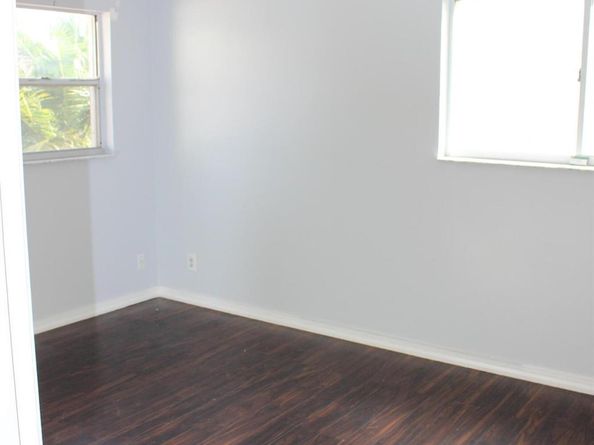 7608 Pinewalk Drive 127, Margate FL 33063