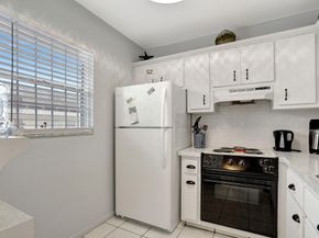4451 NW 16th St 208, Fort Lauderdale FL 33313