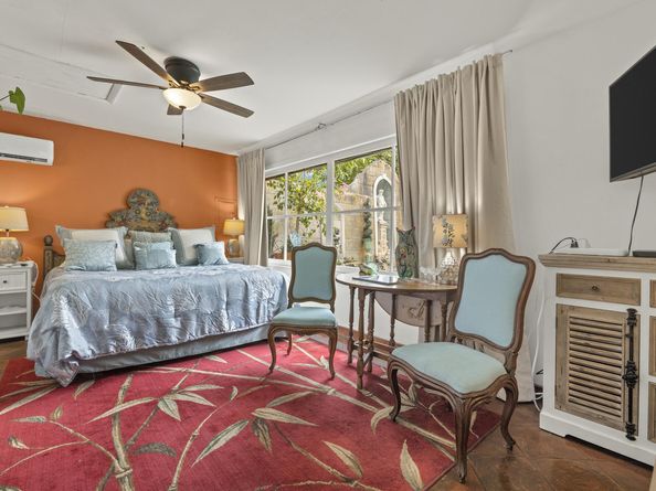 211 30th Street, West Palm Beach FL 33407