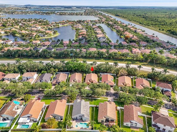 19400 SW 29th Ct, Miramar FL 33029