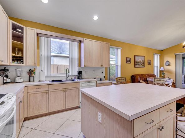 19400 SW 29th Ct, Miramar FL 33029