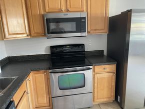 4051 NE 13TH Av 523, Oakland Park FL 33334