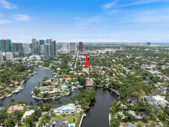 604 SW 8th Ave, Fort Lauderdale FL 33315