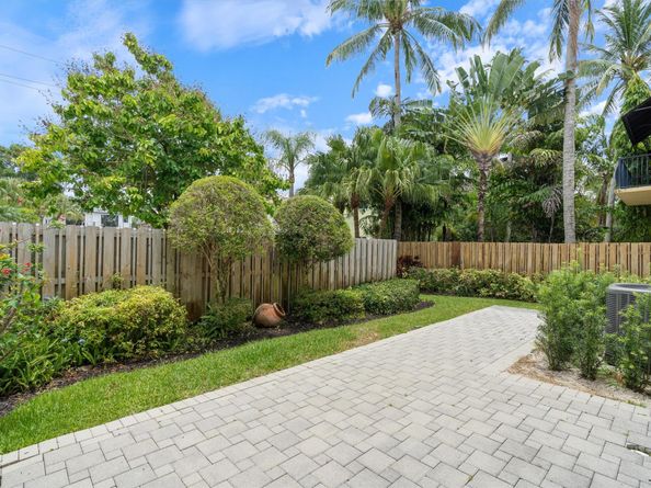 604 SW 8th Ave, Fort Lauderdale FL 33315