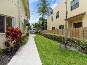604 SW 8th Ave, Fort Lauderdale FL 33315