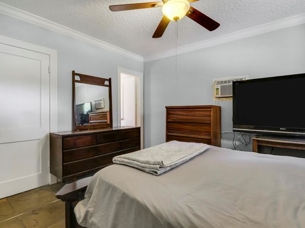 162 W 24th Street, Riviera Beach FL 33404