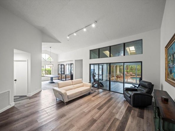 1240 Fairfax Court, Weston FL 33326