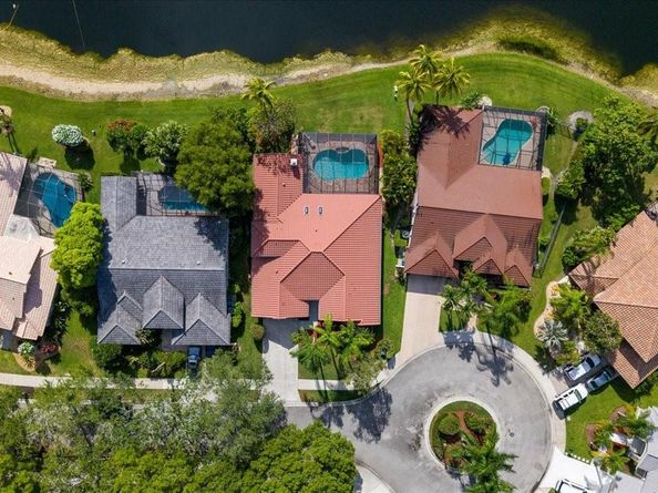 1240 Fairfax Court, Weston FL 33326