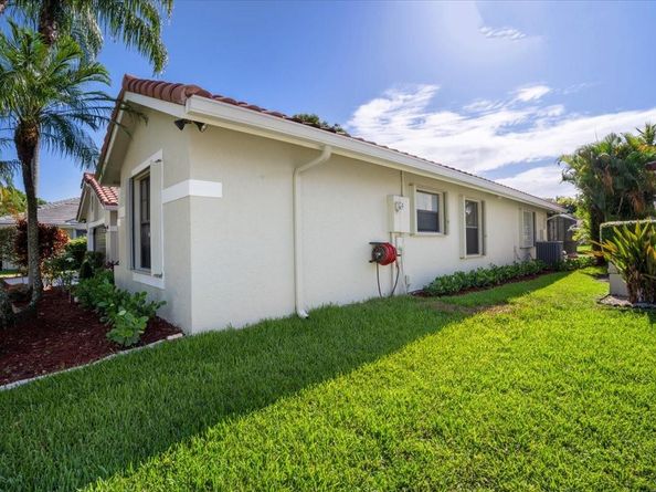 1240 Fairfax Court, Weston FL 33326