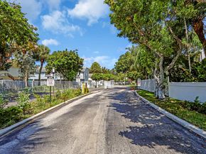 1869 NE 15th Ave 1869, Fort Lauderdale FL 33305