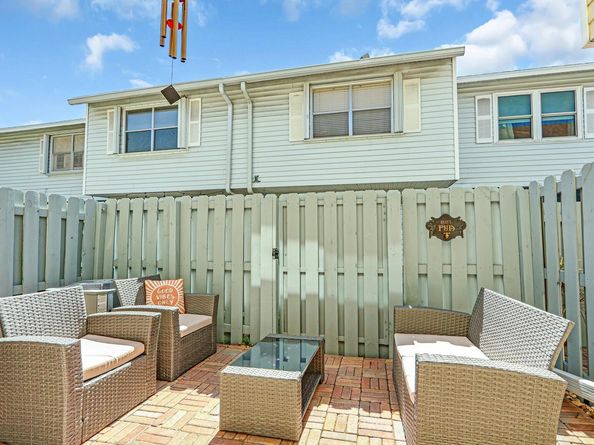 1869 NE 15th Ave 1869, Fort Lauderdale FL 33305