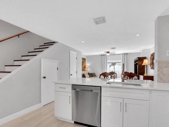 1869 NE 15th Ave 1869, Fort Lauderdale FL 33305