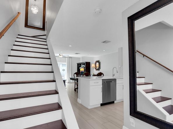 1869 NE 15th Ave 1869, Fort Lauderdale FL 33305