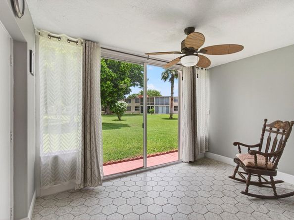 16 Willowbrook Lane 102, Delray Beach FL 33446
