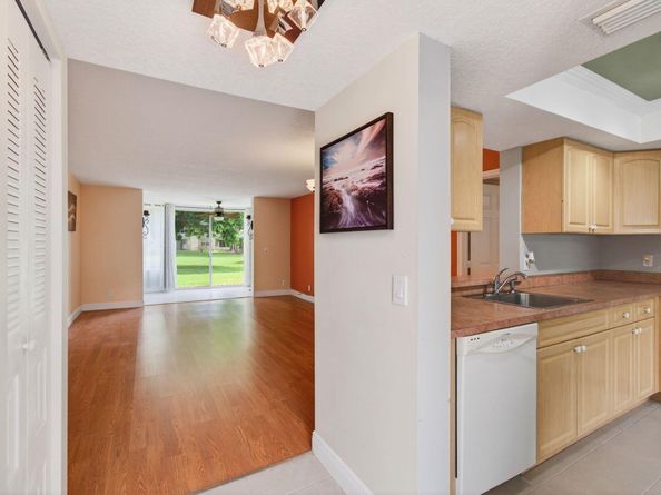 16 Willowbrook Lane 102, Delray Beach FL 33446
