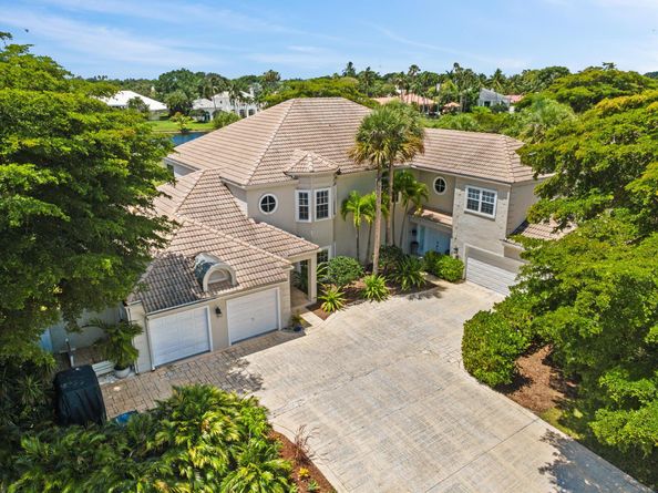 11813 Pebblewood Drive, Wellington FL 33414