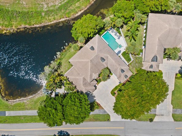 11813 Pebblewood Drive, Wellington FL 33414