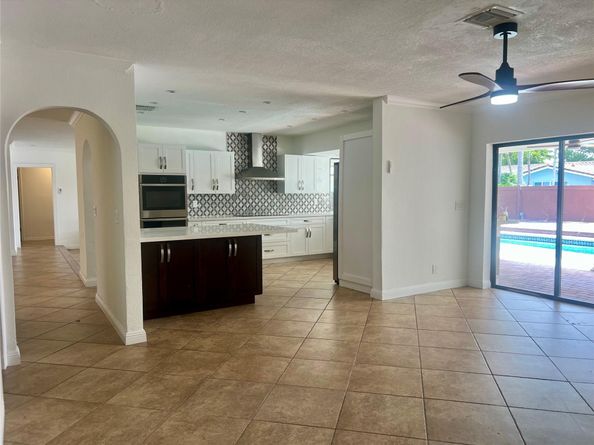 4000 N 37th Ave, Hollywood FL 33021