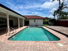 4000 N 37th Ave, Hollywood FL 33021
