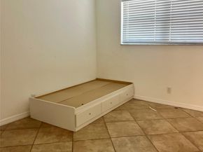 4000 N 37th Ave, Hollywood FL 33021