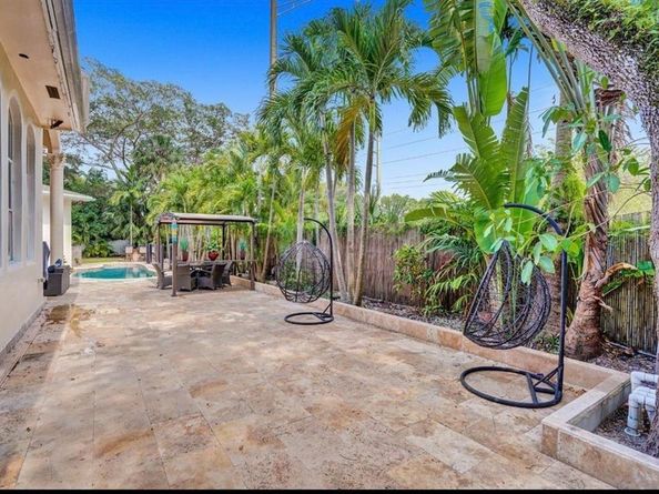 5981 SW 37th Ter, Fort Lauderdale FL 33312
