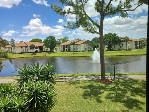 3531 Tall Pine Way B2, Greenacres FL 33463