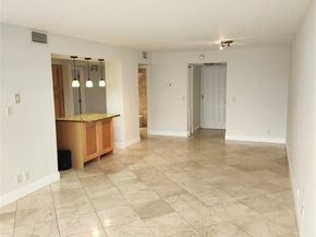 400 Leslie Dr 403, Hallandale Beach FL 33009