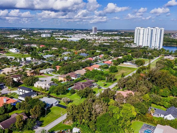 4475 SW 160th Ave 207, Miramar FL 33027