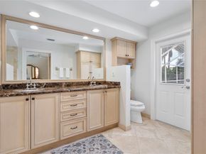 9751 NW 51st St, Coral Springs FL 33076