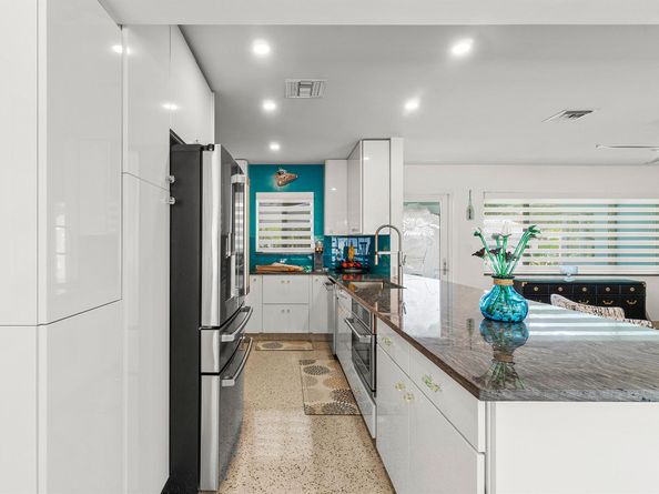 301 Linda Lane, West Palm Beach FL 33405
