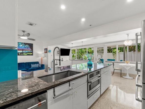 301 Linda Lane, West Palm Beach FL 33405